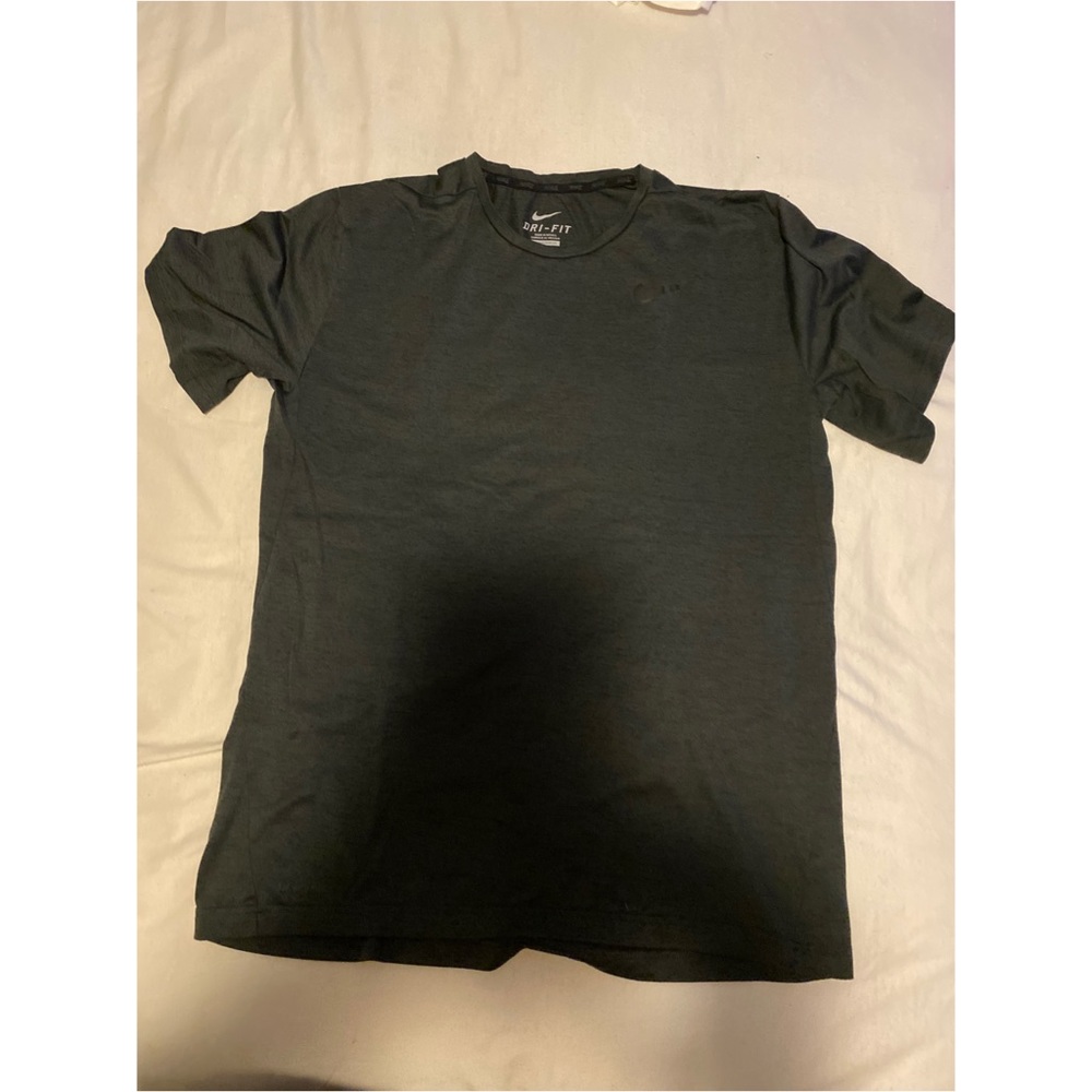 Nike Shirt - (L) Grey